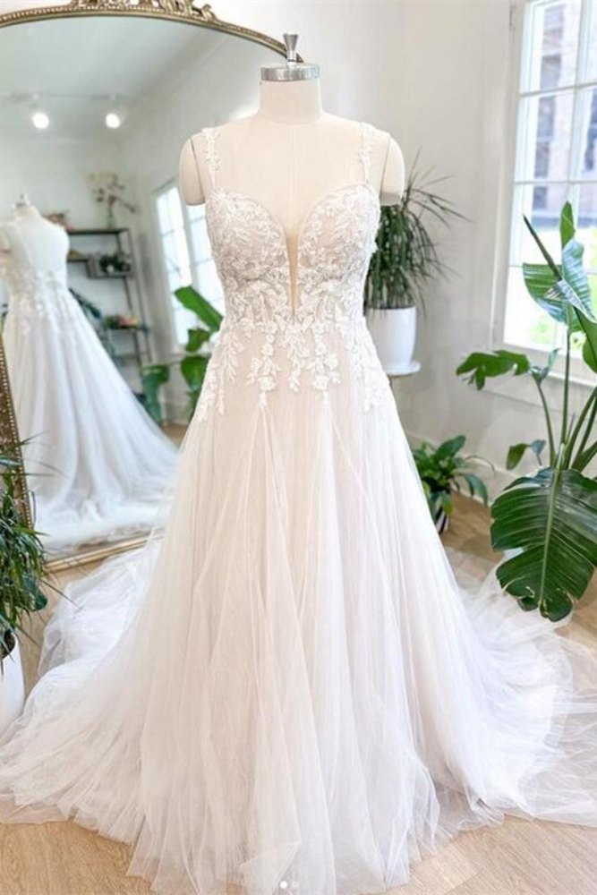 Ivory Straps Applique Tulle Long Wedding Dress