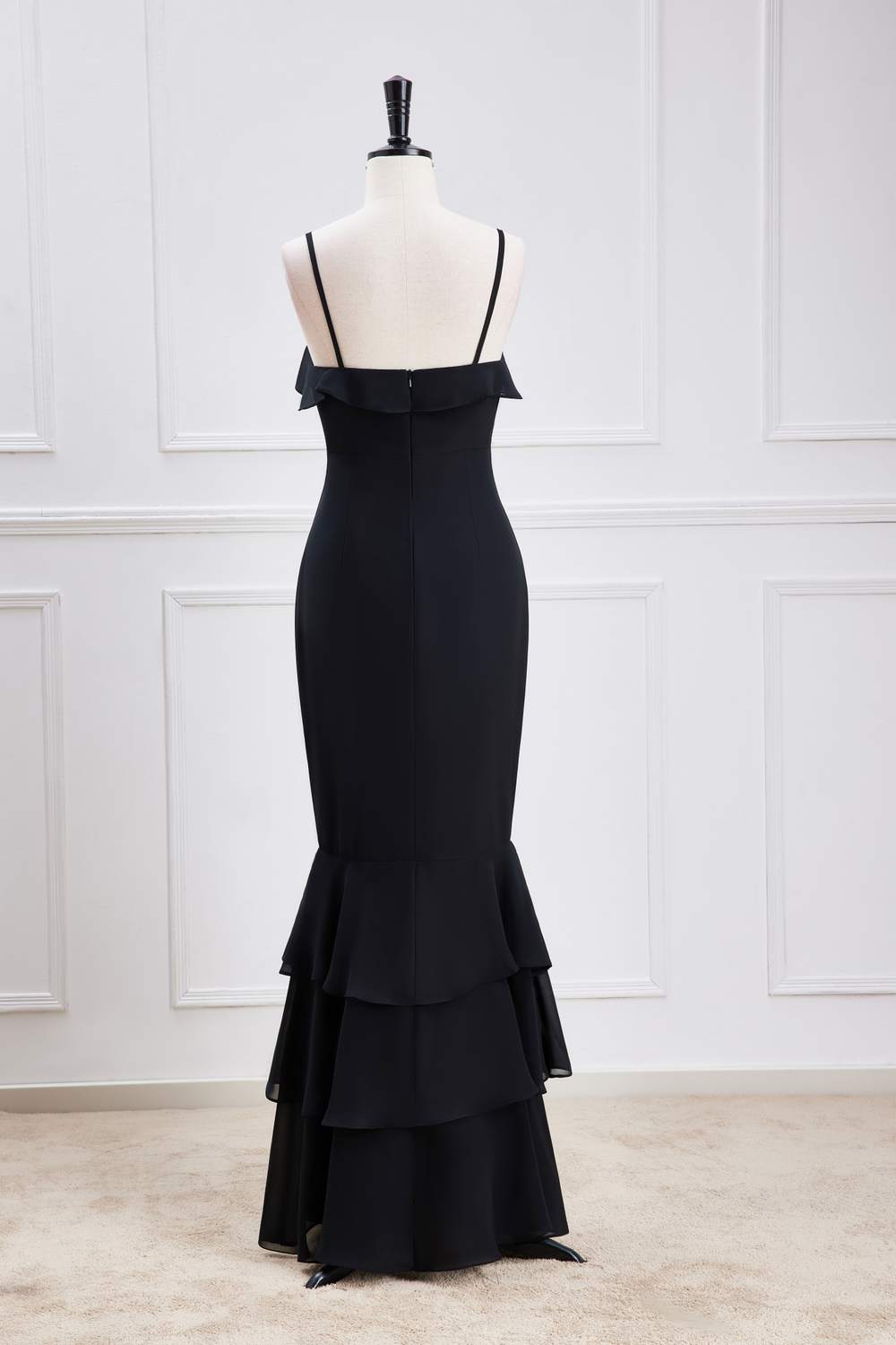 Straps Black Ruffle Long Mermaid Bridesmaid Dress