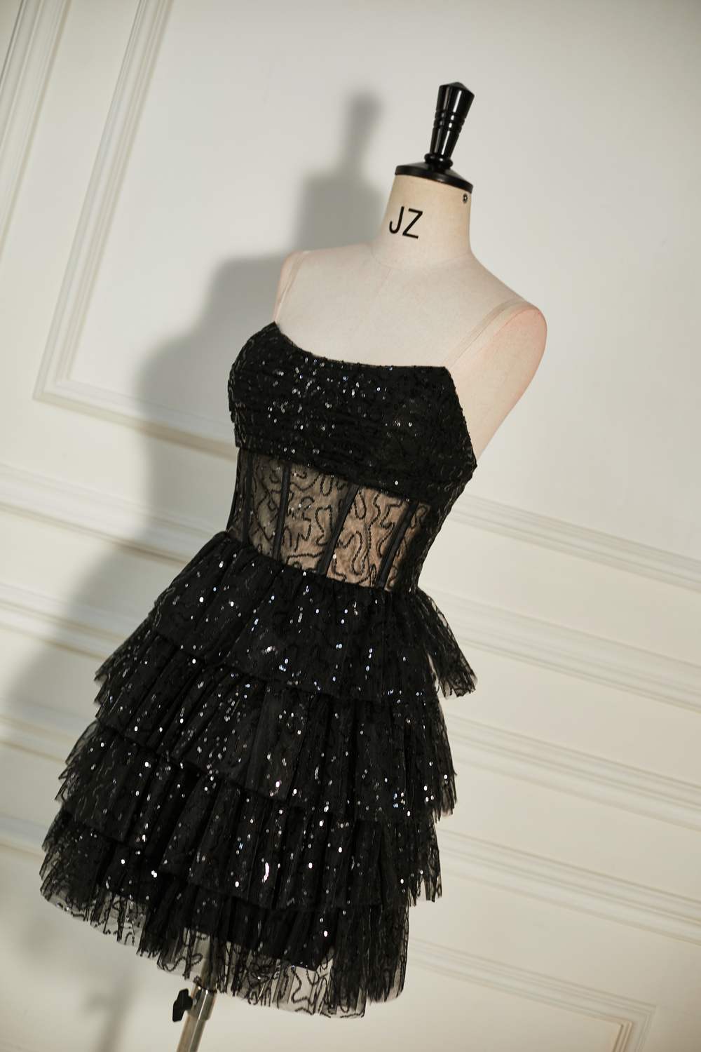 Strapless Black Lace Applique Ruffle Tulle Homecoming Dress