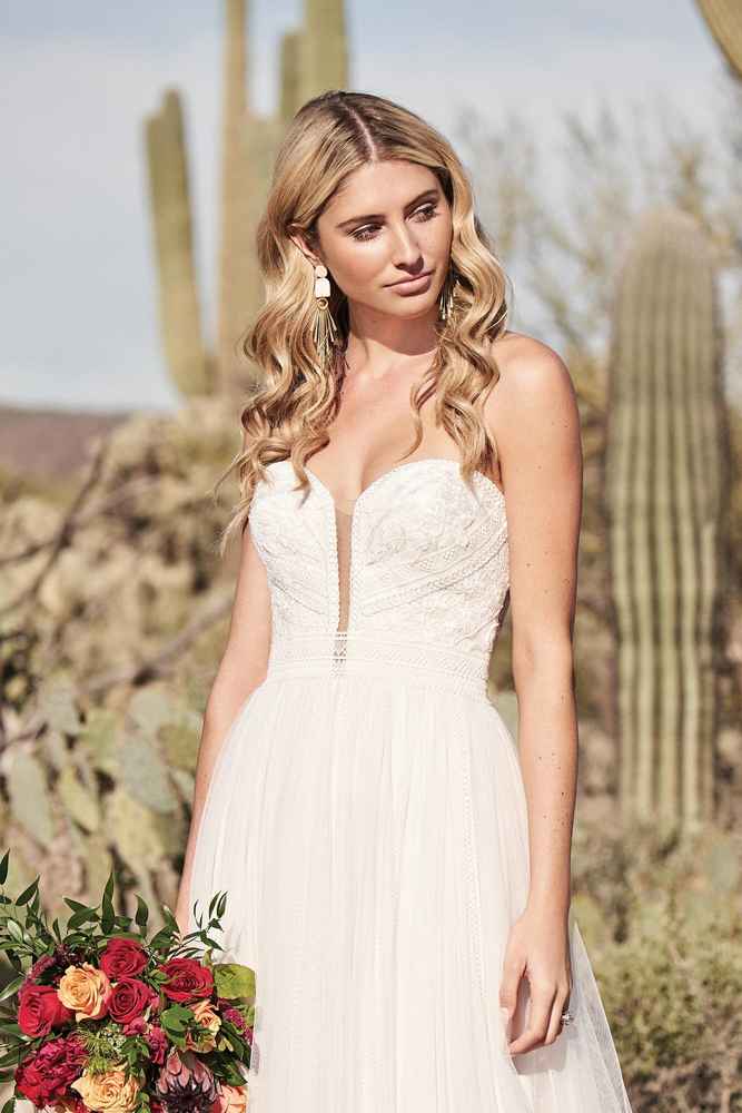Classic Tulle A-Line Sweetheart Appliques Boho Wedding Dress