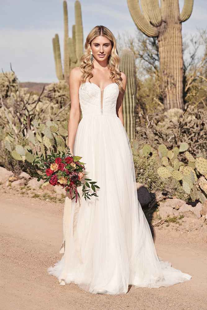 Classic Tulle A-Line Sweetheart Appliques Boho Wedding Dress