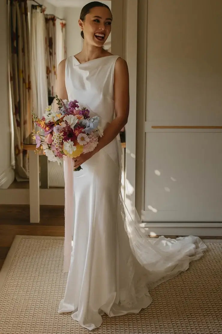 Casual Satin Round Sleeveless Mermaid Beach Wedding Dress Movousdress Casual Satin Round Sleeveless Mermaid Beach Wedding Dress Movousdress