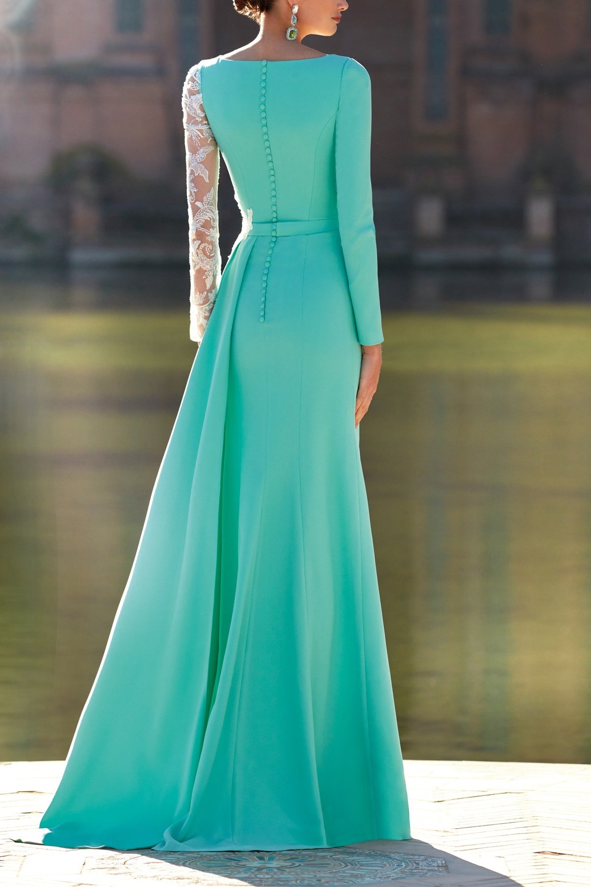 Chic A-Line Long Sleeves Appliques With Side Slit Mother Of Brides Dress