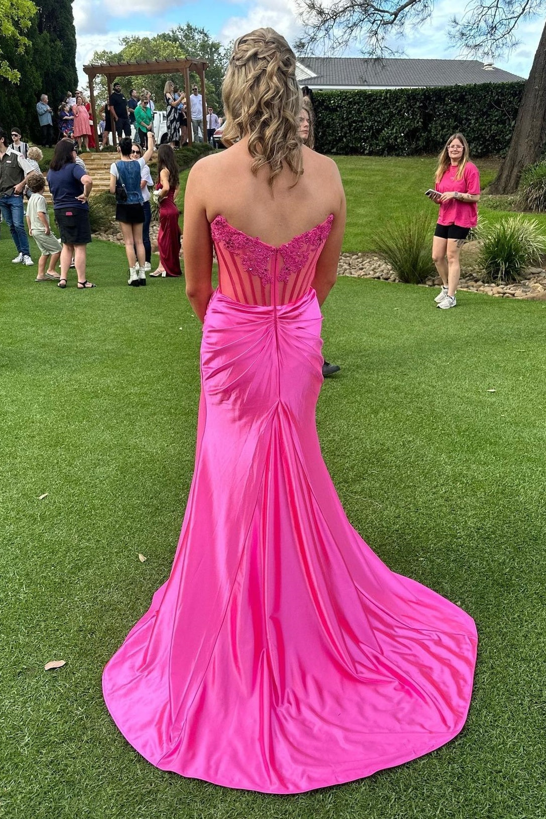 Chic Satin Mermaid Strapless Appliques Party Prom Dress With Train