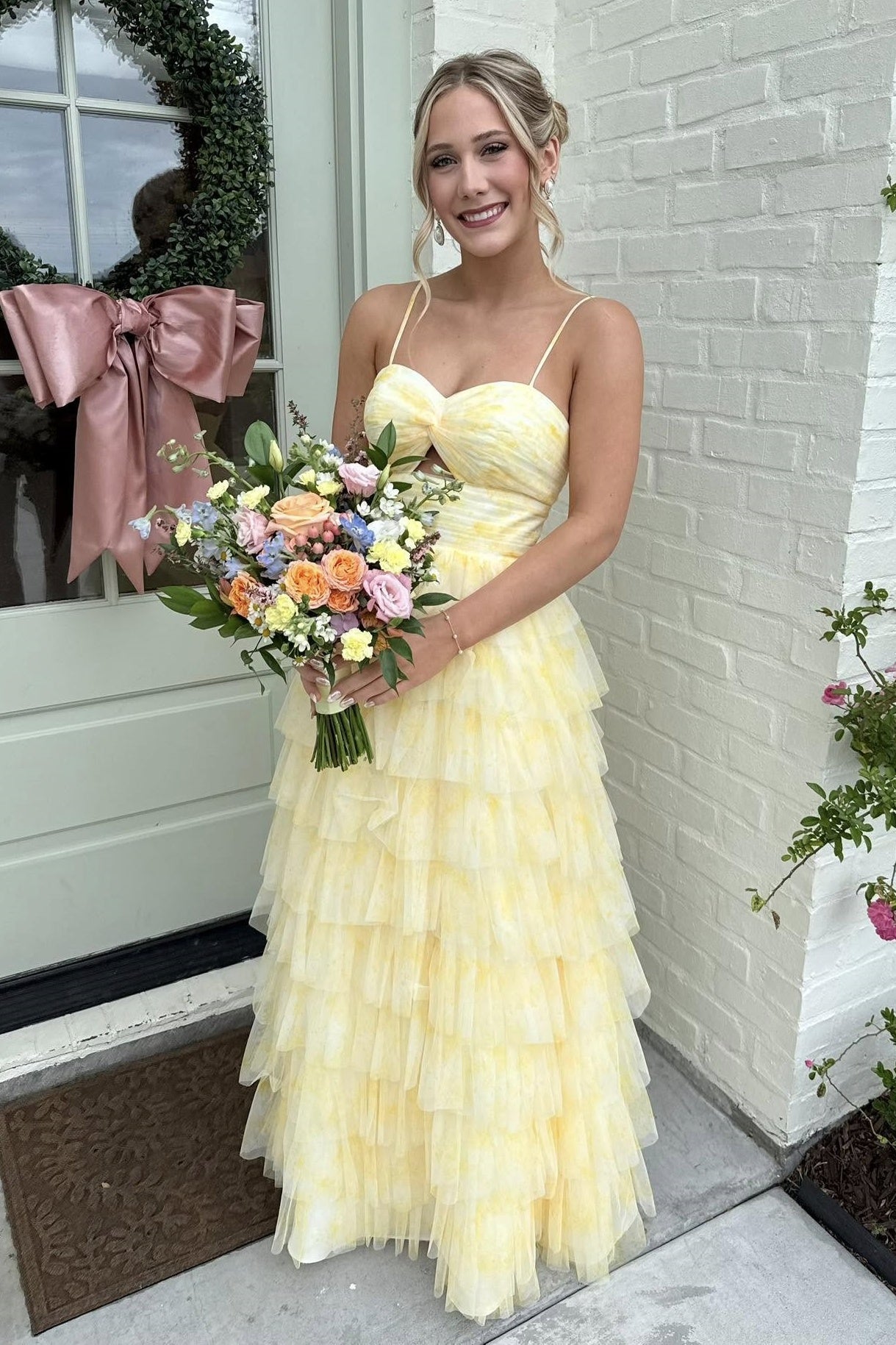 Chic Spaghetti Straps Sweetheart Tiered Tulle A-Line Party Prom Dress