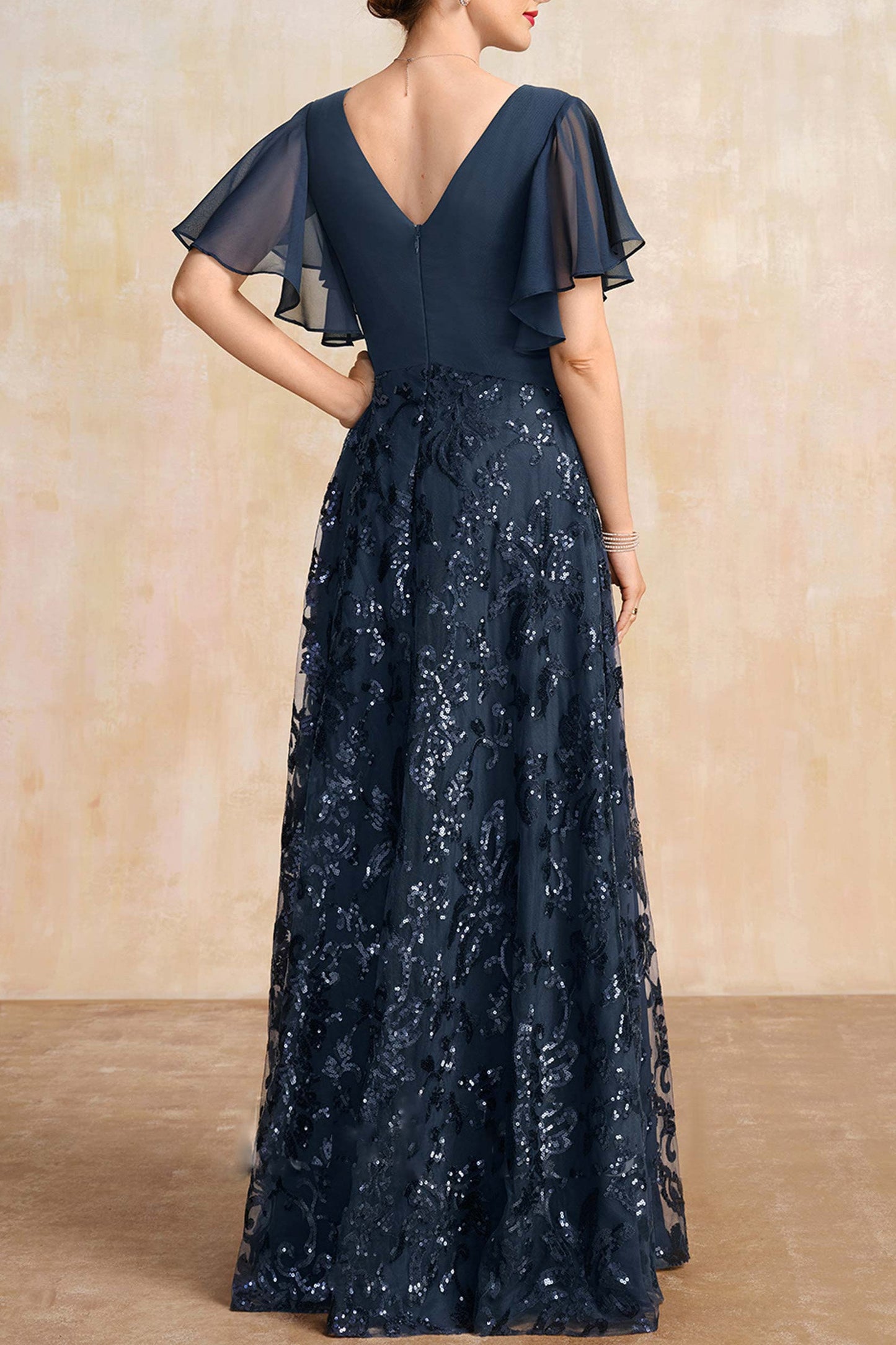 Chic V-Neck Short Sleeves Sequins Appliques A-Line Mother Of Brides Dress