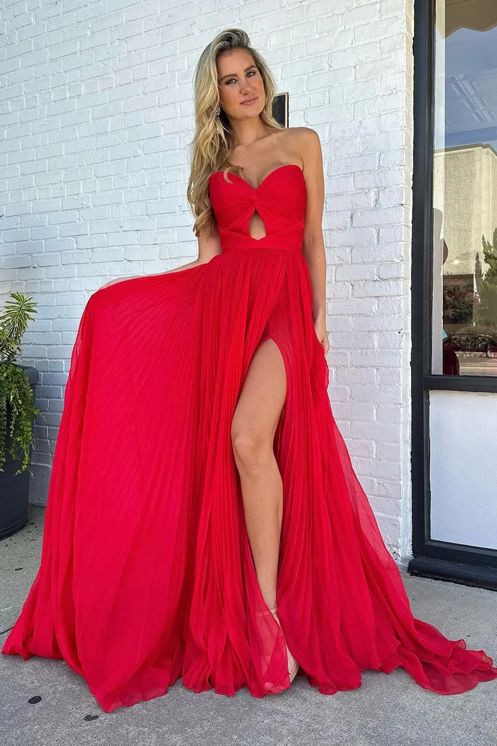 Chiffon A-Line Empire Strapless Party Prom Dress With Slit