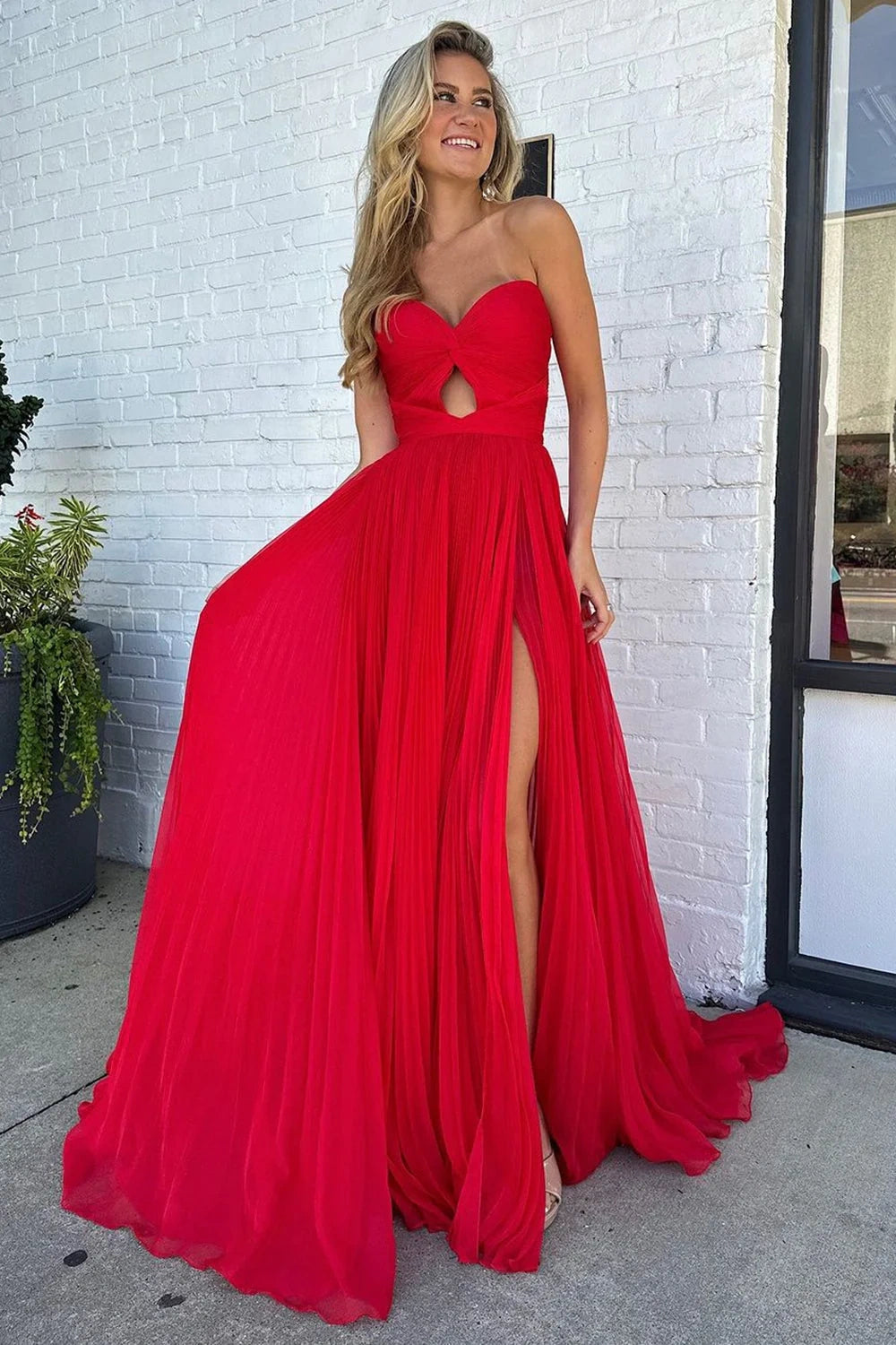 Chiffon A-Line Empire Strapless Party Prom Dress With Slit