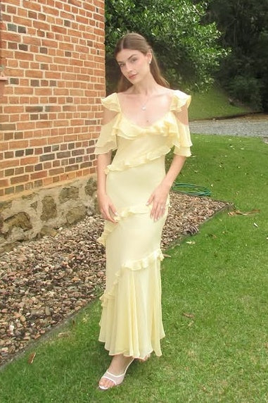 Chiffon Fitted Low V-Neck Ruffle Party Prom Dress