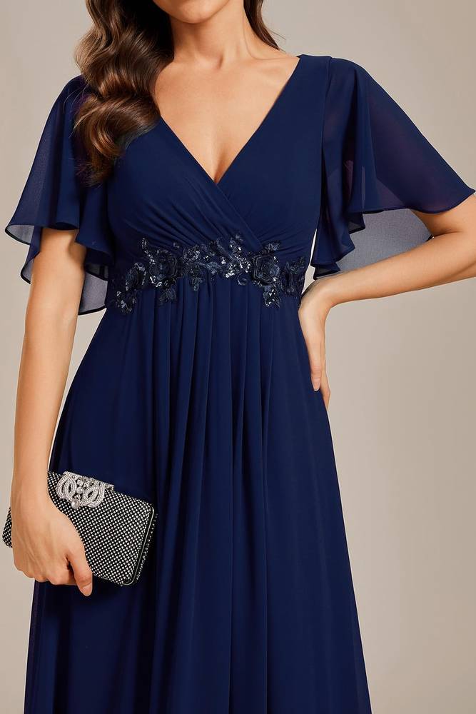 Elegant Chiffon A-Line V-Neck Short Sleeves Mother Of Brides Dress