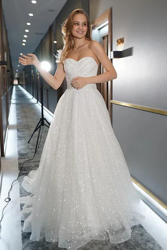 Glitter Tulle A-Line Sweetheart Strapless With Train Wedding Dress