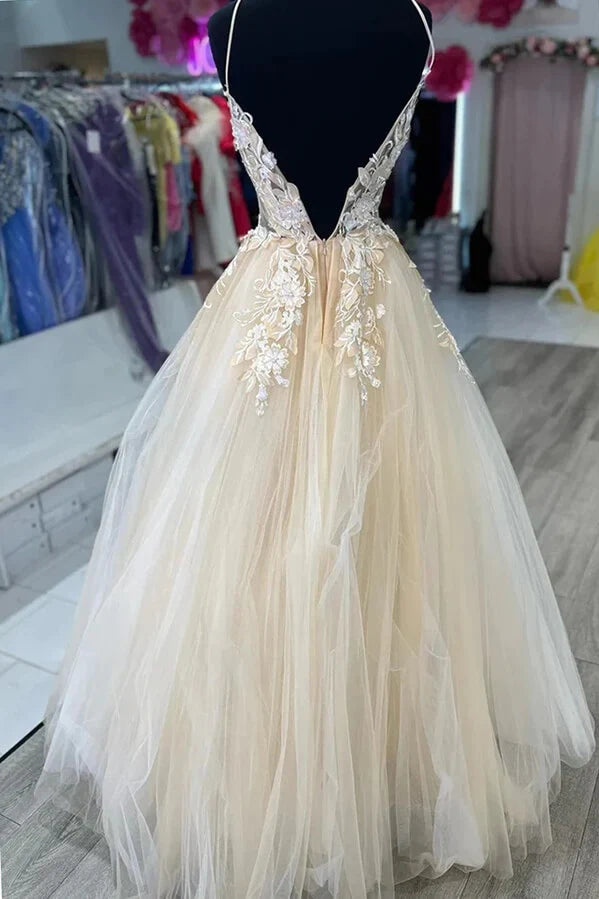Ivory A-Line V-Neck Open Back Appliques Tulle Prom Dress