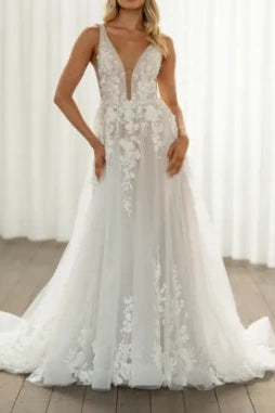 Low V-Neck Sleeveless Tulle A-Line Florals Wedding Dress