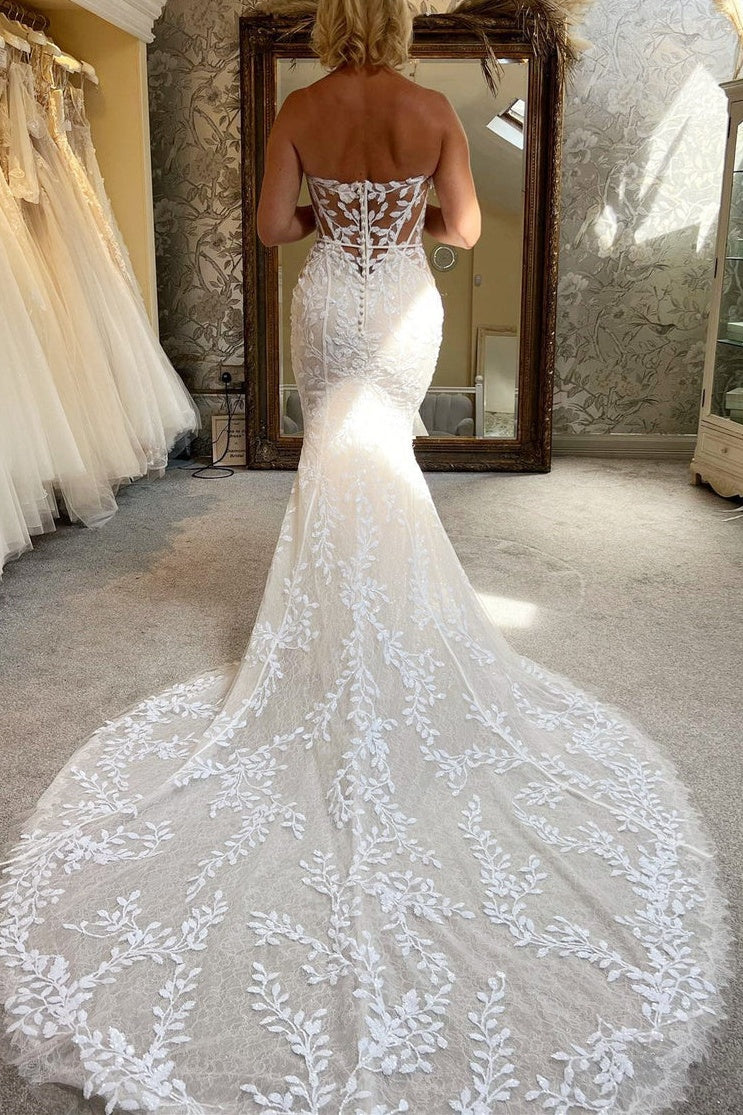 Mermaid Lace Wedding Dress With Sweetheart Strapless