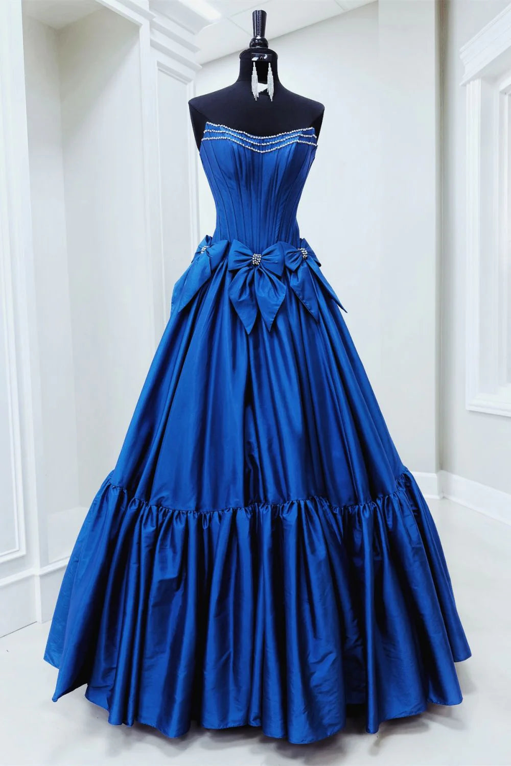 Strapless Empire Satin A-Line With Bowknots Long Party Prom Dress