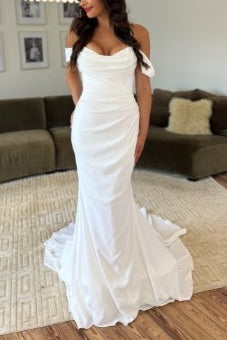 Sexy Mermaid Off-Shoulder Ruched Beach Wedding Dress