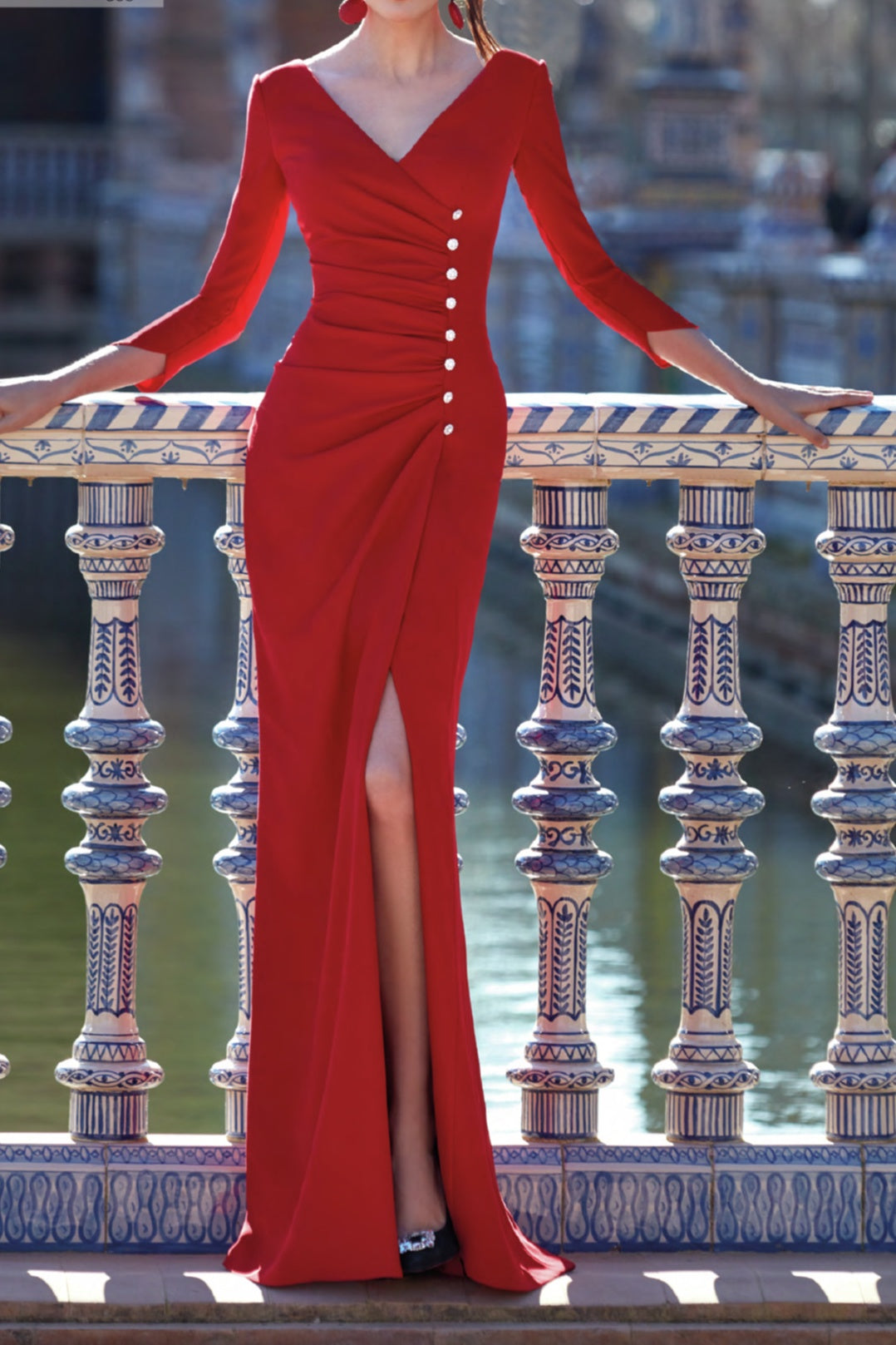 Sexy Satin Fitted V-Neck Ruched With Slit Mother Of Brides Dress