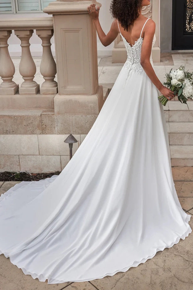 Sweetheart Spaghetti Straps A-Line Appliques Beach Wedding Dress