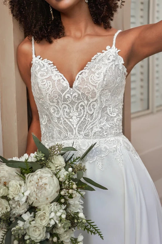 Sweetheart Spaghetti Straps A-Line Appliques Beach Wedding Dress