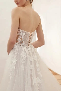 Sweetheart Strapless Sheer Tulle A-Line Beach Wedding Dress