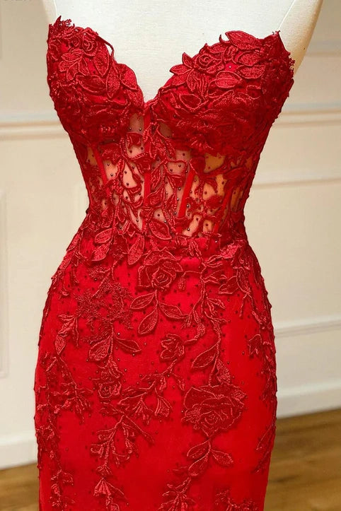 Trumpet Sweetheart Strapless Lace Appliques Prom Dress