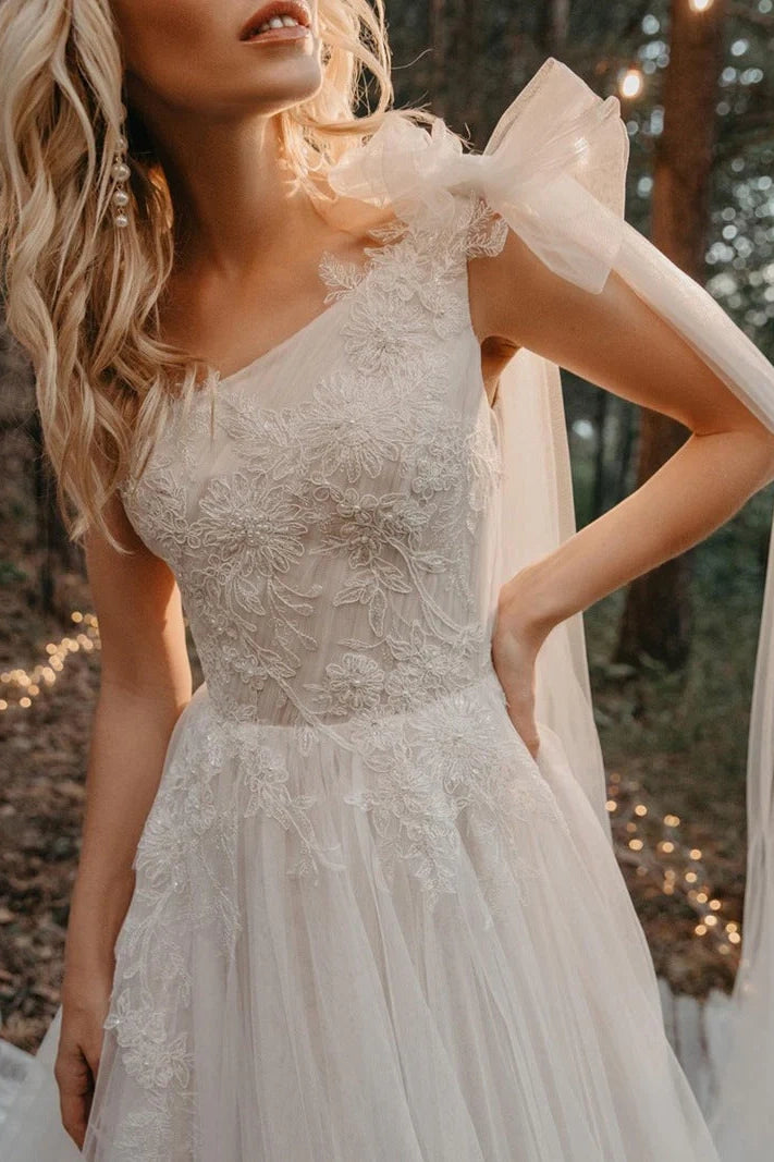 Tulle A-Line One Shoulder Sleeveless Appliques Summer Wedding Dress