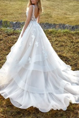 Tulle A-Line V-Neck Backless Appliques Wedding Dress