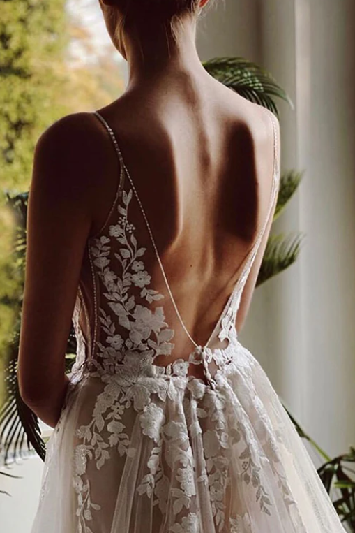V-Neck Backless Appliques Tulle A-Line Wedding Dress