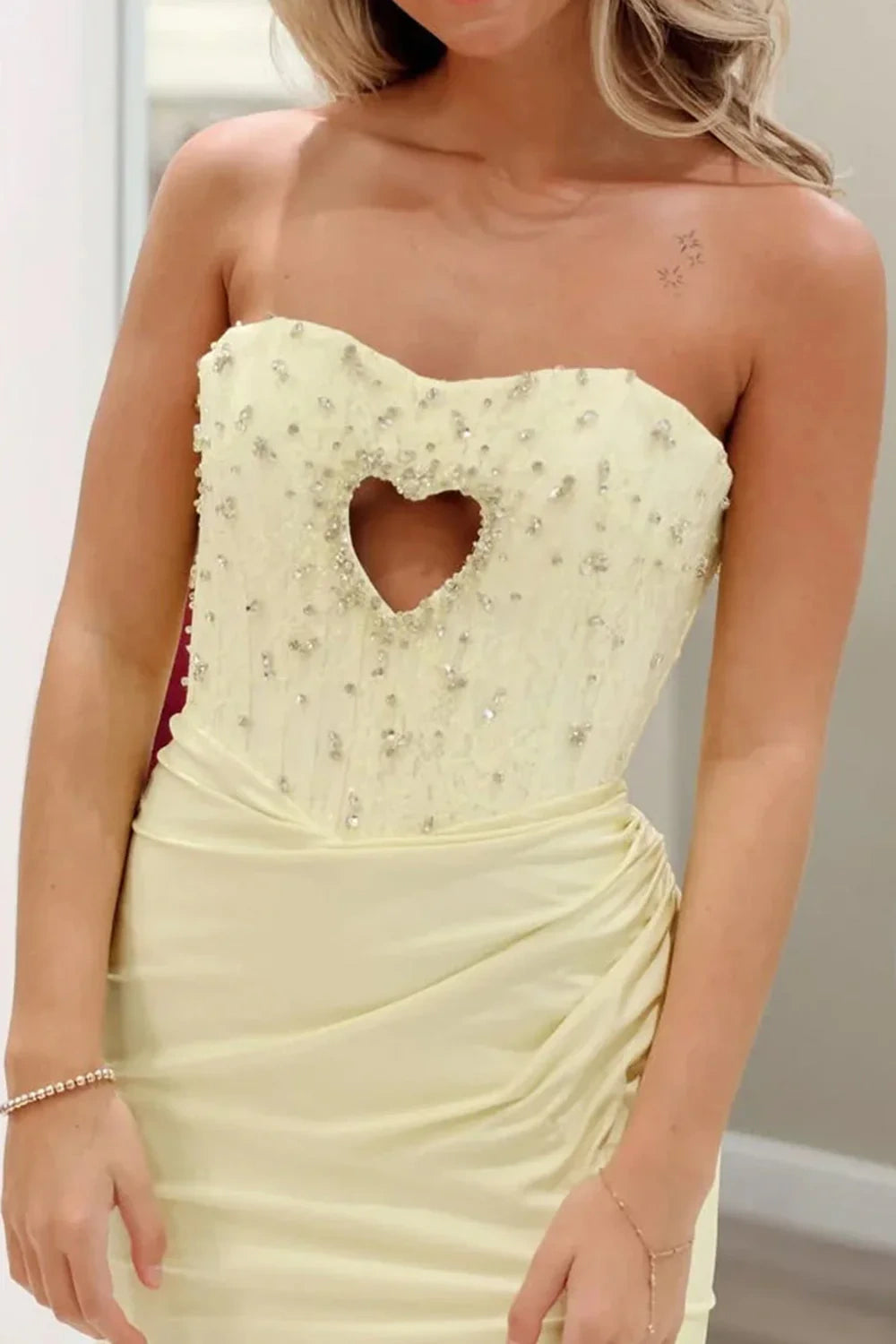 Yellow Sweetheart Sleeveless Beaded Party Prom Dress