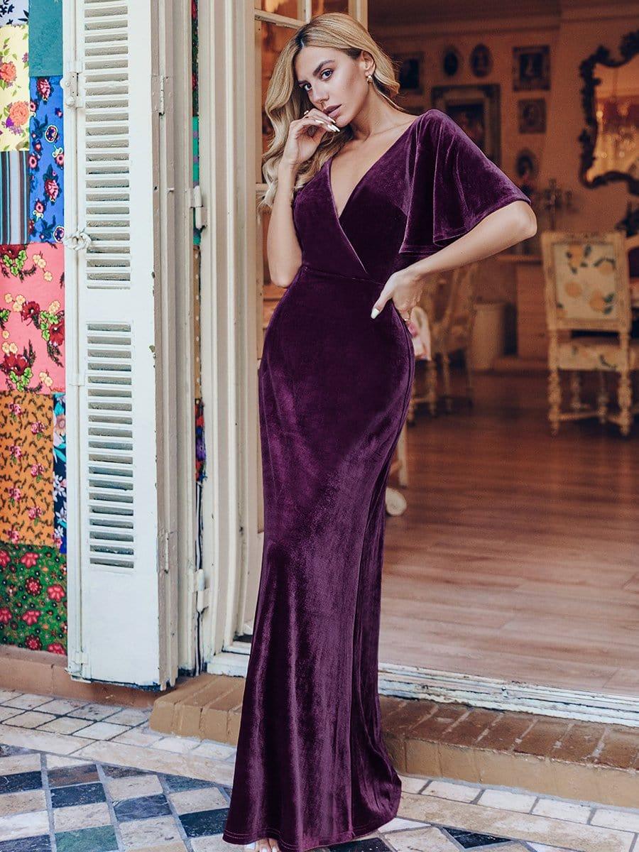 Chic Velvet A-Line V0Neck Bell Sleeves Maxi Bridesmaid Dress