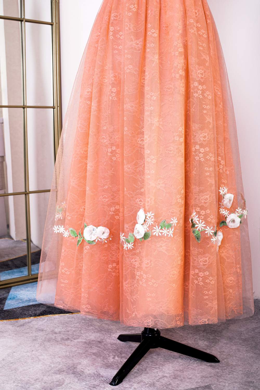 Flower Straps Orange Lace Applique A-line Prom Dress