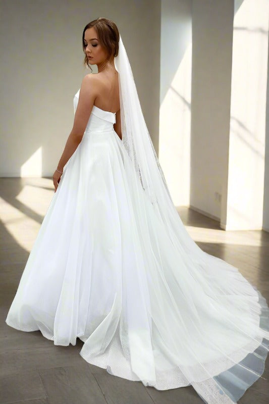 White Strapless A-Line Tulle Wedding Dress