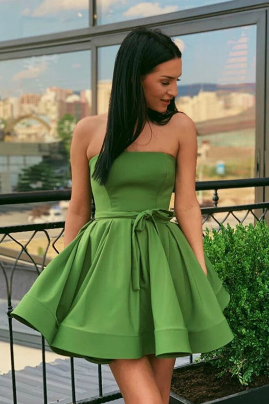 Sexy Satin Strapless A-Line Empire Homecoming Dress