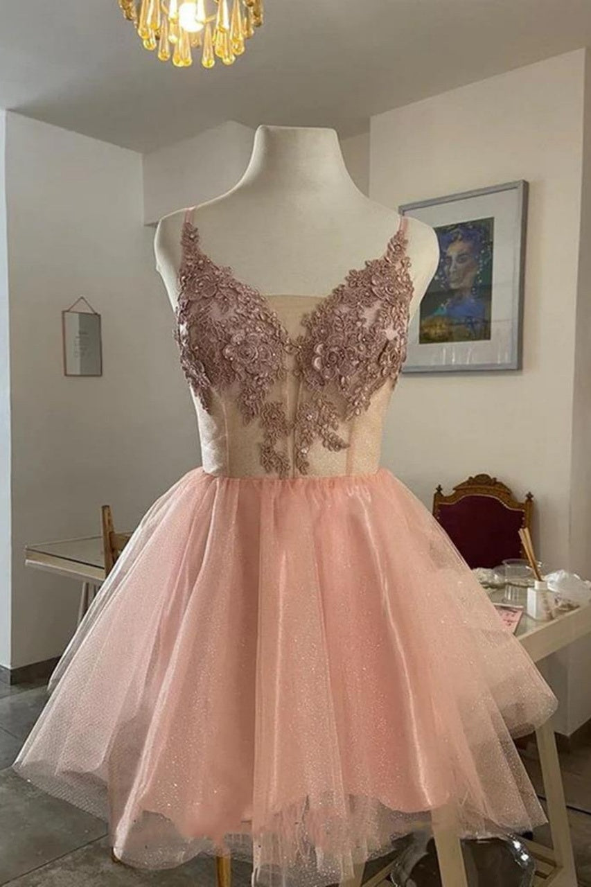 Sexy Tulle A-Line V-Neck Sleeveless Appliques Homecoming Dress