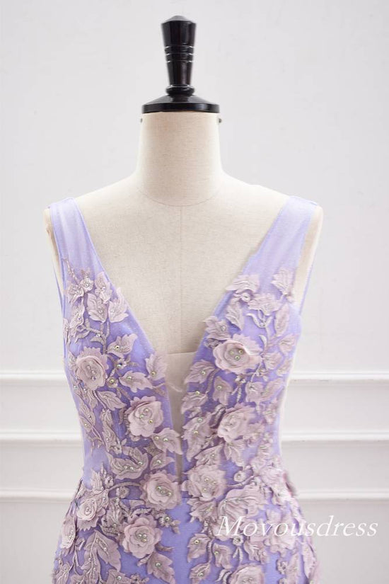 Lavender V-Neck Tight Beaded Homecoming Dress with 3D Floral