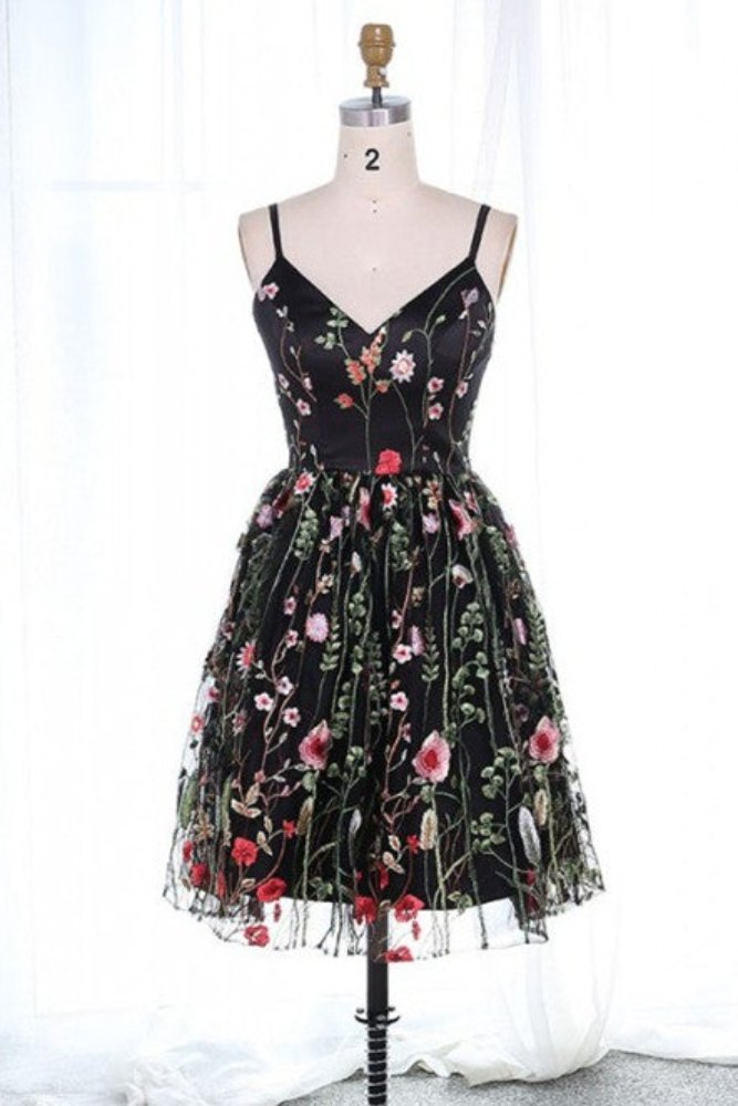 Black Straps Embroidery A-Line Homecoming Dress