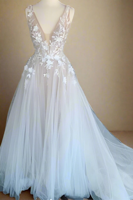 Ombre Plunging Neck Applique Tulle Bridal Dress