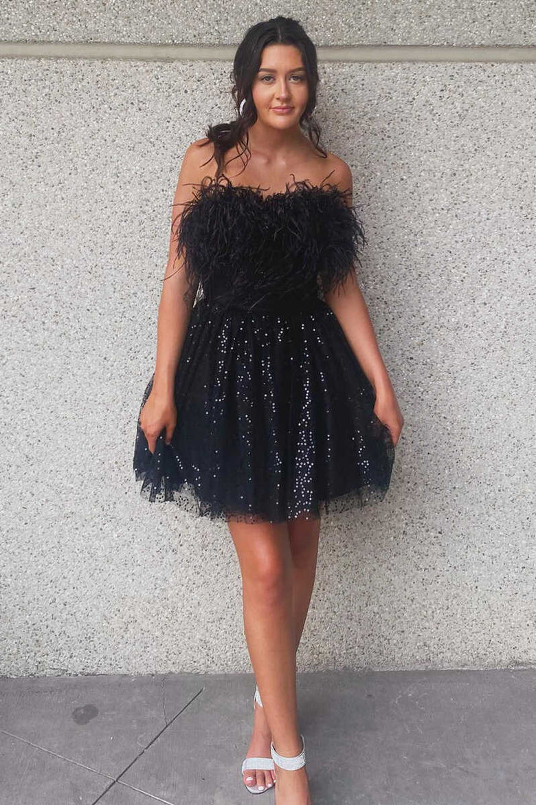 A-Line Strapless EmpireFeathers  Glitter Tulle Homecoming Dress