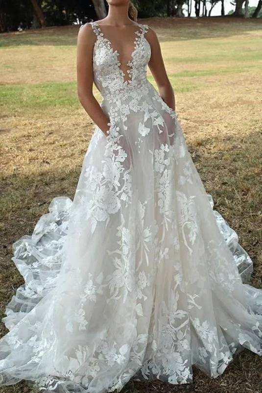 A-Line V-Neck Sleeveless Backless Lace Appliques Wedding Dress