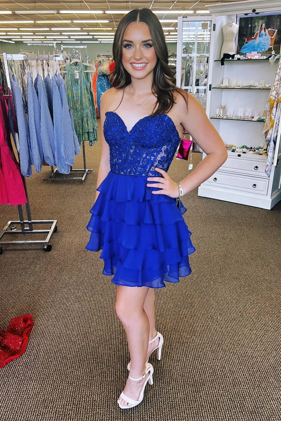 Casual A-Line Sweetheart Beaded Applique Short Homecoming Dress