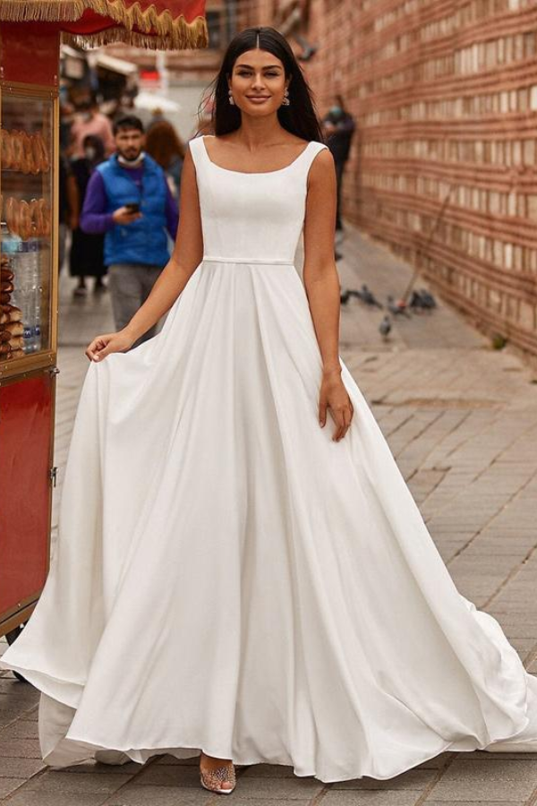 Casual Satin A-Line Bateau Sleeveless Empire Wedding Dress