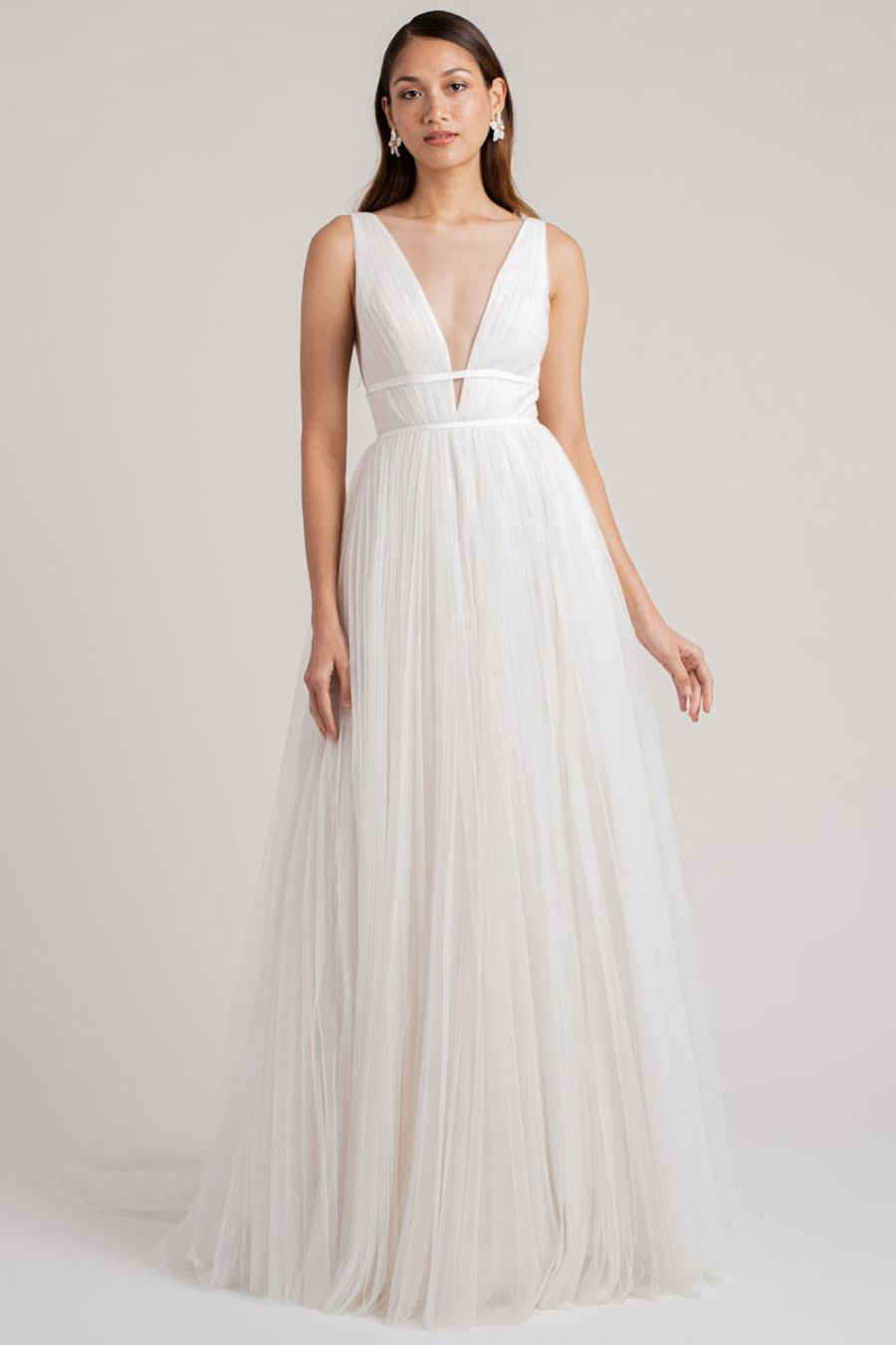 Casual Tulle A-Line Sheer Scoop Open Back Long Wedding Dress