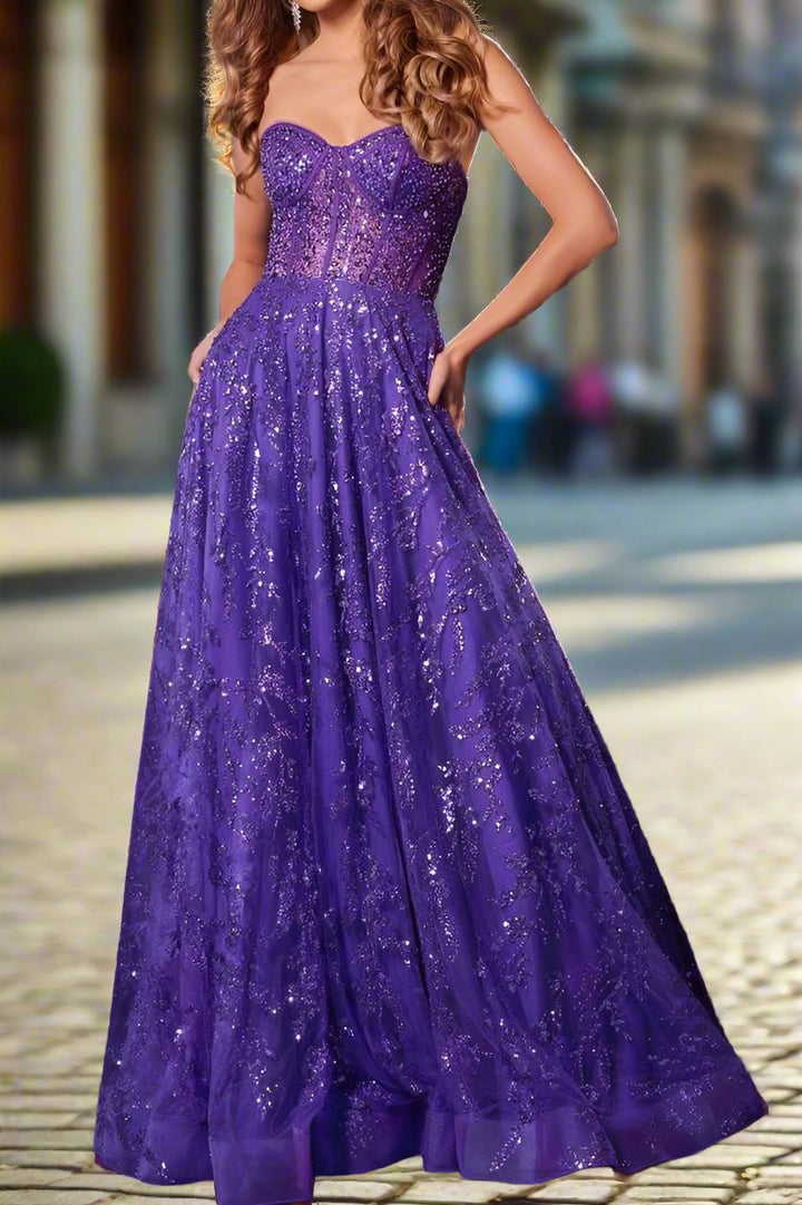 Chic Lace A-Line Strapless Long Formal Prom Dress