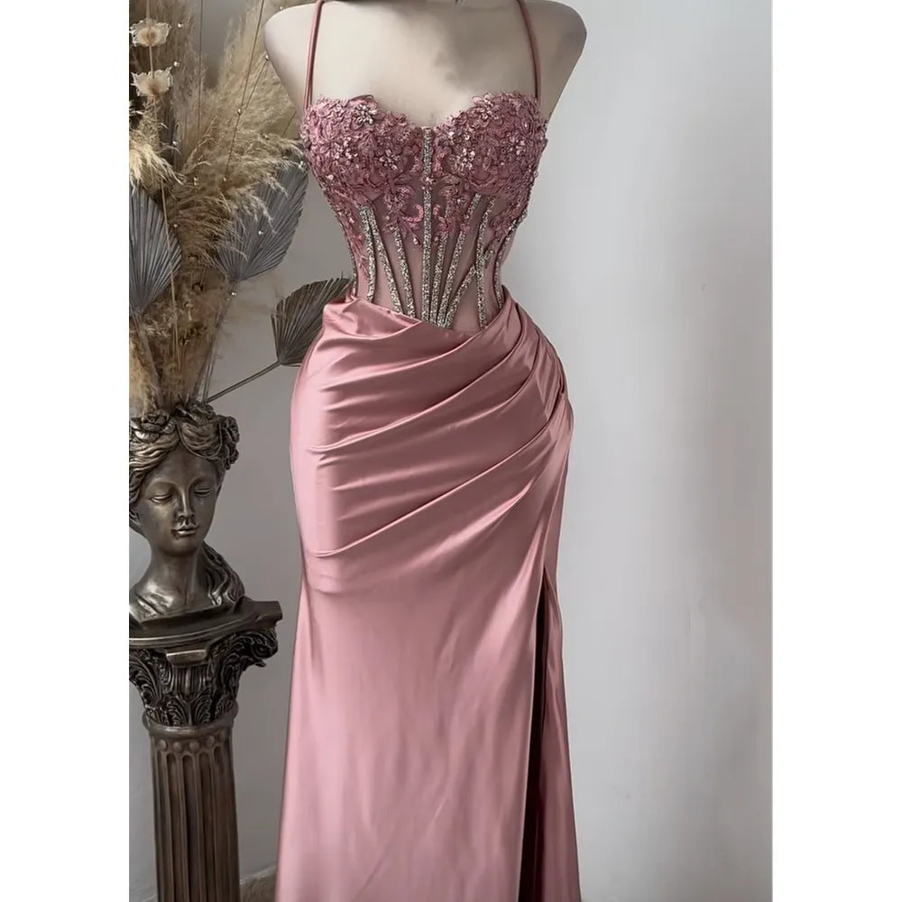 Chic Satin Mermaid Sweetheart Sleeveless Lace Appliques Party Prom Dress