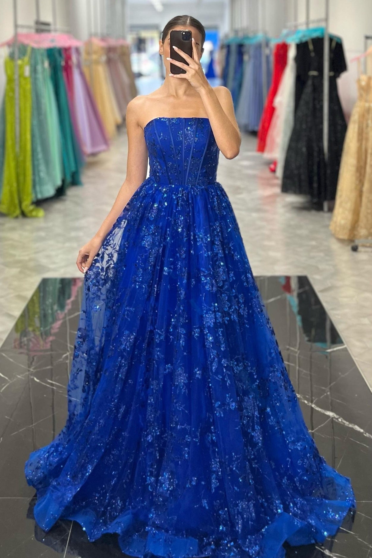 Chic Strapless Empire Lace A-Line Long Party Prom Dress