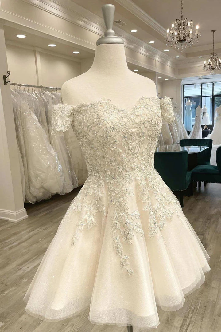 Sweetheart Off-Shoulder Appliques Short Wedding Dress