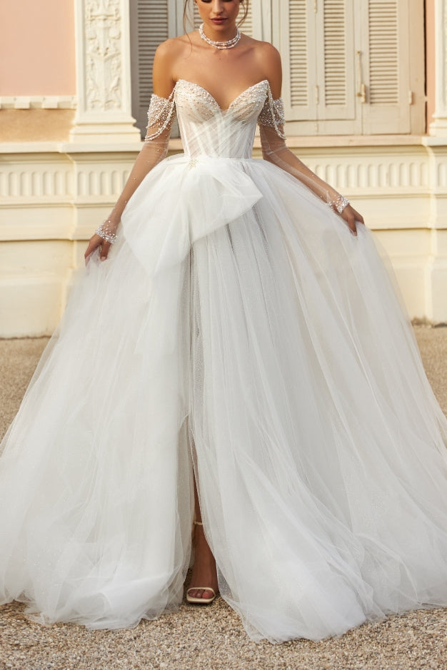 Chic Tulle A-Line Sweetheart Long Sleeves Beaded Wedding Dress