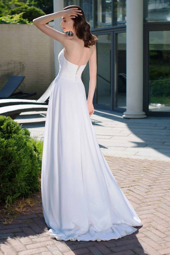 Chiffon A-Line V-Neck Sleeveless Appliques Wedding Dress