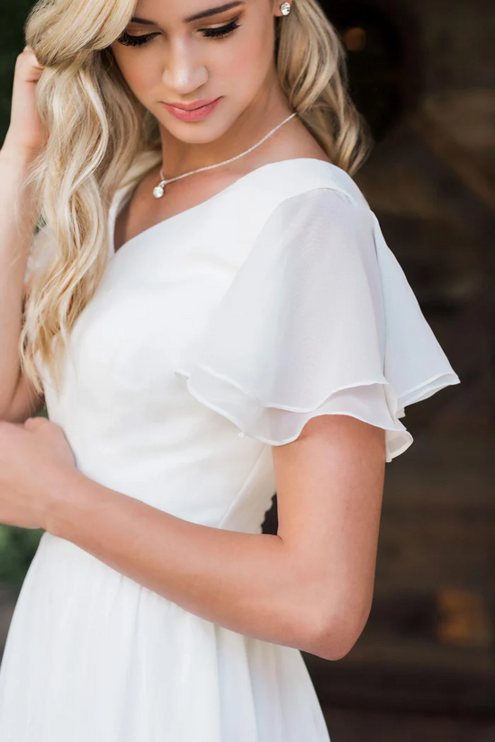 Elegant Chiffon A-Line V-Neck Short Sleeves With Train Wedding Dress