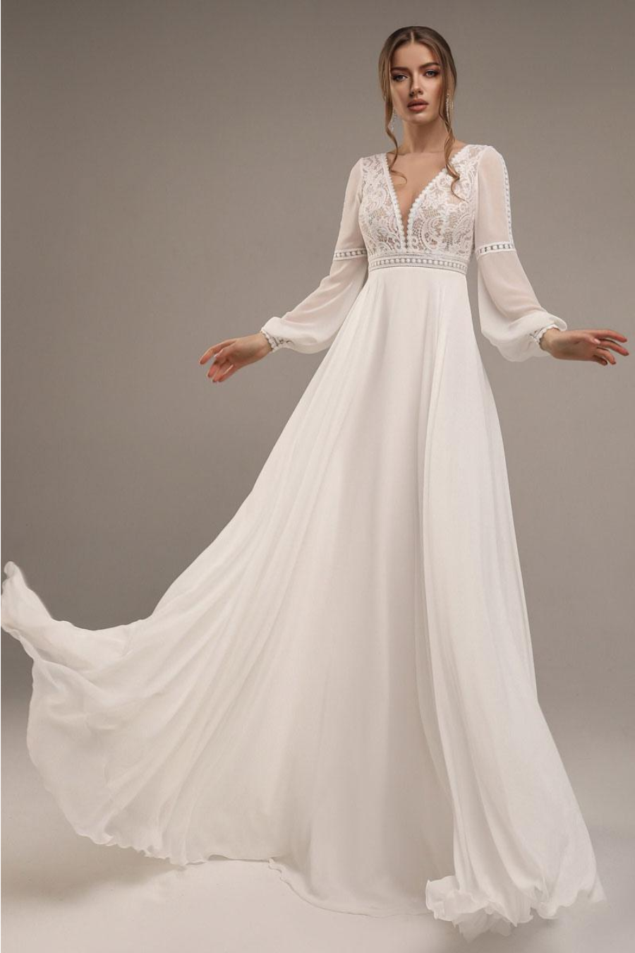 Elegant Chiffon A-Line V-Neck Long Sleeves Lace Appliques Boho Wedding Dress